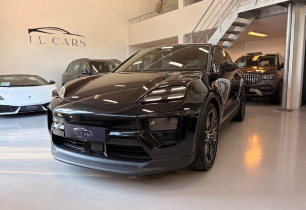 Porsche Macan 4